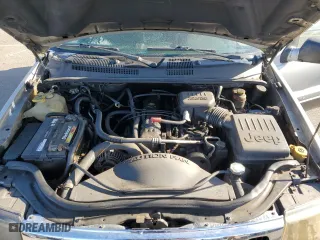 2002 Jeep Grand Cherokee Laredo with VIN 1J4GW48S22C242374, listed as a Copart auction lot 85676874 with 157,107 mi miles and Non Repairable. Bid and sale history available at carsss.com. Image 12.