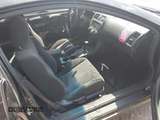 2004 Honda Accord LX z VIN 1HGCM72204A018993, wystawiony jako IAAI lot #42412202 z przebiegiem 255 226 mil mil oraz . Historia ofert i sprzedaży dostępna na DreamBid. Obrazek 5.