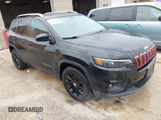 2019 Jeep Cherokee Latitude with VIN 1C4PJLCB5KD358250, listed as a IAAI auction lot 42504518 with 171,655 mi miles and . Bid and sale history available at DreamBid. Image 1.