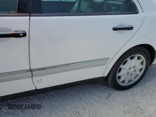 1996 Mercedes-Benz E Class with VIN WDBJF20F1TJ019480, listed as a Copart auction lot 76764114 with 0 mi miles and Salvage Title. Bid and sale history available at carsss.com. Image 12.