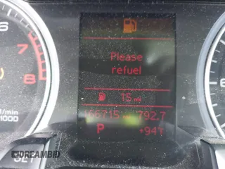 2010 Audi A4 Premium Plus z VIN WAUEFAFL1AN042769, wystawiony jako IAAI lot #42364832 z przebiegiem 166 715 mil mil oraz . Historia ofert i sprzedaży dostępna na DreamBid. Obrazek 7.
