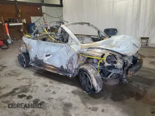 2003 Volkswagen Beetle GLS z VIN 3VWCK21Y13M316089, wystawiony jako Copart lot #51071545 z przebiegiem Nie podano mil oraz Szkoda całkowita • Salvage title. Historia ofert i sprzedaży dostępna na DreamBid. Obrazek 4.