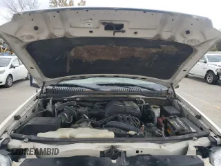 2008 Ford Explorer Limited with VIN 1FMEU75E28UA38692, listed as a Copart auction lot 77047004 with 231,680 mi miles and Clean title. Bid and sale history available at DreamBid. Image 12.