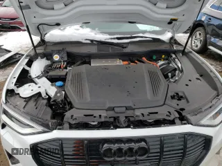 2022 Audi e-tron Premium Plus with VIN WA1LAAGEXNB013894, listed as a Copart auction lot 71918322 with 0 mi miles. Bid and sale history available at carsss.com. Image 12.