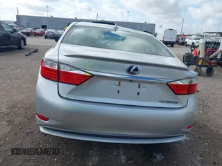 2013 Lexus ES 300h Hybrid with VIN JTHBW1GG5D2037179, listed as a IAAI auction lot 41775233 with 136,274 mi miles. Bid and sale history available at carsss.com. Image 17.