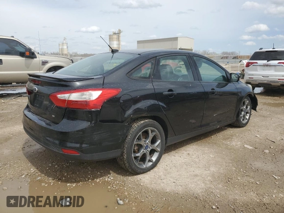 2013 Ford Focus SE z VIN 1FADP3F28DL292238, wystawiony jako Copart lot #51016715 z przebiegiem 165 699 mil mil oraz Szkoda całkowita • Salvage title. Historia ofert i sprzedaży dostępna na DreamBid. Obrazek 3.