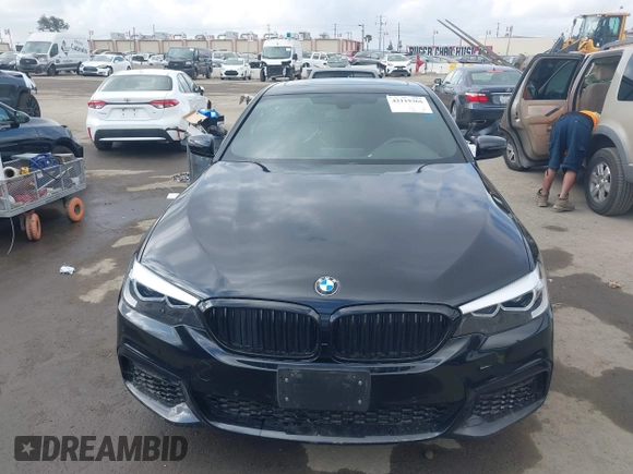 2018 BMW 5 Series 540i z VIN WBAJE5C5XJWA94252, wystawiony jako IAAI lot #42119366 z przebiegiem 53 762 mil mil oraz . Historia ofert i sprzedaży dostępna na DreamBid. Obrazek 12.