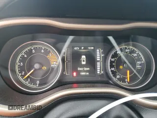 2017 Jeep Cherokee Sport z VIN 1C4PJLAS9HW573906, wystawiony jako Copart lot #87459584 z przebiegiem 73 501 mil mil oraz Szkoda całkowita • Salvage title. Historia ofert i sprzedaży dostępna na DreamBid. Obrazek 9.