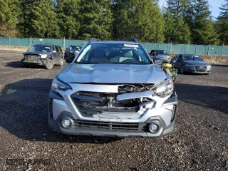 2024 Subaru Outback Premium with VIN 4S4BTAFCXR3241966, listed as a Copart auction lot 44070315 with 10,885 mi miles and Salvage Title. Bid and sale history available at carsss.com. Image 5.
