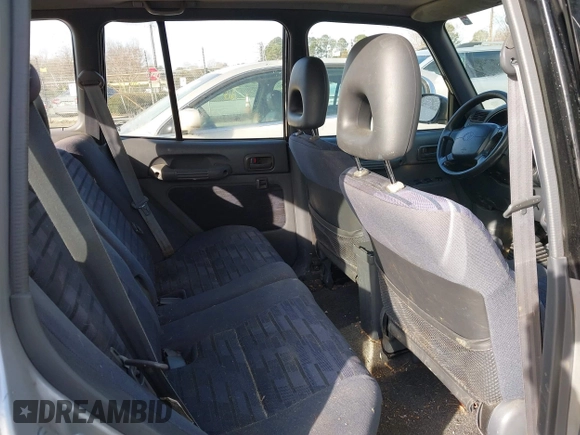 1997 Toyota RAV4 with VIN JT3HP10V7V7063874, listed as a IAAI auction lot 41711332 with 152,849 mi miles and . Bid and sale history available at DreamBid. Image 8.