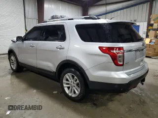2012 Ford Explorer XLT with VIN 1FMHK7D84CGA67620, listed as a Copart auction lot 84502834 with 135,714 mi miles and Salvage Title. Bid and sale history available at DreamBid. Image 2.