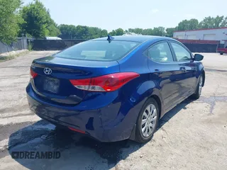 2013 Hyundai Elantra GLS z VIN KMHDH4AE0DU564978, wystawiony jako IAAI lot #39801664 z przebiegiem 40 046 mil mil oraz . Historia ofert i sprzedaży dostępna na DreamBid. Obrazek 4.