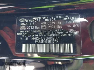 2017 Genesis G80 3.8L z VIN KMHGN4JE6HU198651, wystawiony jako IAAI lot #41970311 z przebiegiem 38 292 mil mil oraz . Historia ofert i sprzedaży dostępna na DreamBid. Obrazek 9.