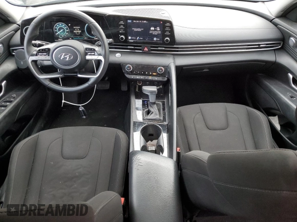 2021 Hyundai Elantra SEL z VIN KMHLS4AG4MU065146, wystawiony jako Copart lot #47949985 z przebiegiem 142 585 mil mil oraz Szkoda całkowita • Salvage title. Historia ofert i sprzedaży dostępna na DreamBid. Obrazek 8.