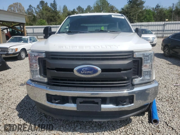 2018 Ford Super Duty F-250 SRW XL with VIN 1FT7W2BT6JEC36382, listed as a Copart auction lot 50999365 with 174,298 mi miles and Salvage Title. Bid and sale history available at carsss.com. Image 5.