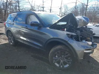2024 Ford Explorer XLT with VIN 1FMSK8DH9RGA53555, listed as a IAAI auction lot 41497203 with 2,167 mi miles. Bid and sale history available at carsss.com. Image 1.