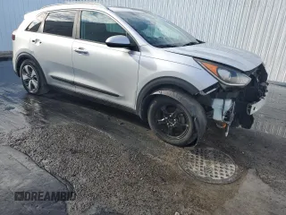 2017 Kia Niro LX with VIN KNDCB3LCXH5091047, listed as a Copart auction lot 59041944 with 63,561 mi miles and Clean Title. Bid and sale history available at carsss.com. Image 4.
