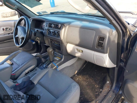 2003 Mitsubishi Montero Sport XLS with VIN JA4MT31R63J038364, listed as a IAAI auction lot 41683134 with 171,504 mi miles. Bid and sale history available at carsss.com. Image 5.