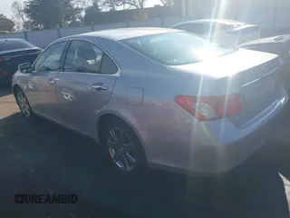 2008 Lexus ES with VIN JTHBJ46G882229283, listed as a IAAI auction lot 41279128 with 121,207 mi miles. Bid and sale history available at carsss.com. Image 1.