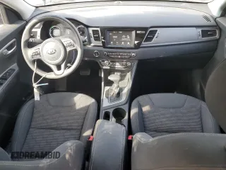 2019 Kia Niro LX with VIN KNDCB3LC4K5223128, listed as a Copart auction lot 45723585 with 110,587 mi miles and Salvage Title. Bid and sale history available at DreamBid. Image 8.