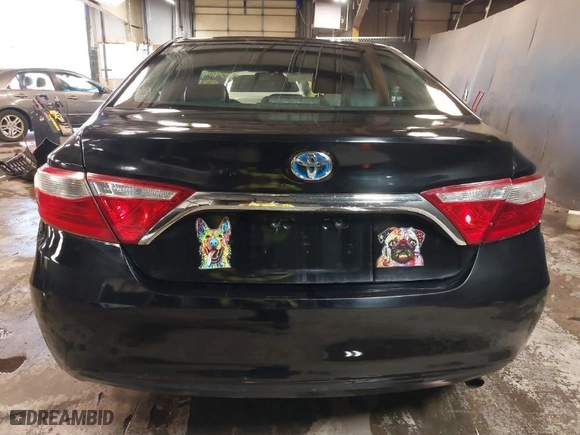 2015 Toyota Camry Hybrid LE with VIN 4T1BD1FK4FU154705, listed as a IAAI auction lot 41598493 with 413,123 mi miles. Bid and sale history available at carsss.com. Image 17.