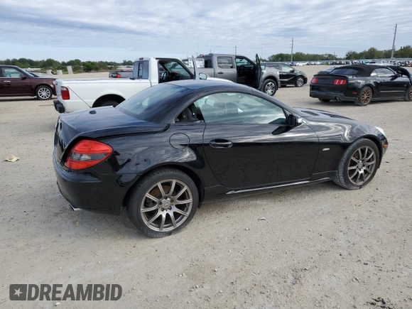 2008 Mercedes-Benz SLK-Class 3.0L with VIN WDBWK54F08F182595, listed as a Copart auction lot 82194674 with 0 mi miles and Non Repairable. Bid and sale history available at carsss.com. Image 3.