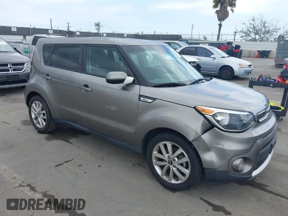 2018 Kia Soul + with VIN KNDJP3A5XJ7579843, listed as a IAAI auction lot 42086255 with 106,886 mi miles. Bid and sale history available at carsss.com. Image 1.