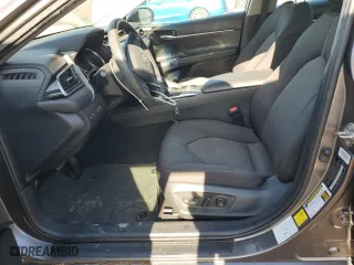 2020 Toyota Camry LE with VIN 4T1C11AK7LU946802, listed as a Copart auction lot 51190865 with 0 mi miles and Salvage Title. Bid and sale history available at carsss.com. Image 7.