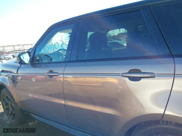 2018 Land Rover Range Rover Sport HSE with VIN SALWR2RK9JA192989, listed as a IAAI auction lot 41739107 with NaN miles. Bid and sale history available at carsss.com. Image 13.