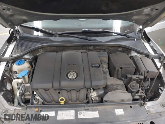 2012 Volkswagen Passat SE z VIN 1VWBP7A32CC049822, wystawiony jako IAAI lot #41634650 z przebiegiem 130 896 mil mil oraz . Historia ofert i sprzedaży dostępna na DreamBid. Obrazek 10.