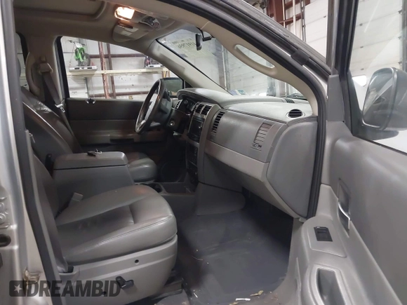 2005 Dodge Durango Limited with VIN 1D8HB58D15F528525, listed as a IAAI auction lot 41917956 with 254,372 mi miles and . Bid and sale history available at DreamBid. Image 5.