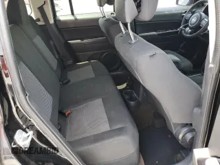 2014 Jeep Patriot Sport with VIN 1C4NJPBA6ED506191, listed as a Copart auction lot 58038405 with 182,191 mi miles and Clean title. Bid and sale history available at DreamBid. Image 11.