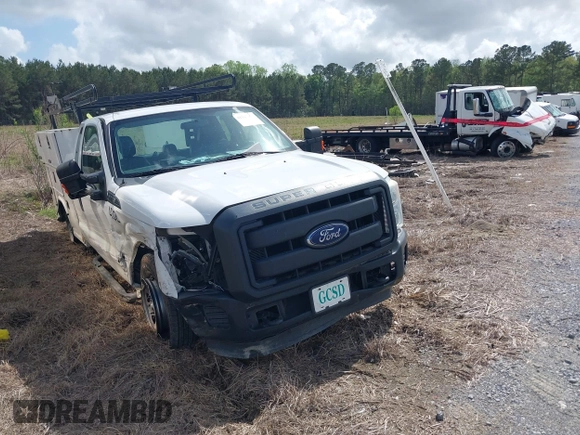 2016 Ford Super Duty F-250 SRW XLT with VIN 1FT7X2A67GEA84596, listed as a IAAI auction lot 41947752 with 158,084 mi miles. Bid and sale history available at carsss.com. Image 1.