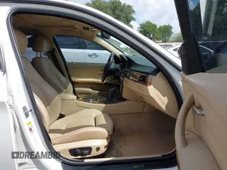 2007 BMW 3 Series 328i with VIN WBAVA37577NL11991, listed as a IAAI auction lot 42546909 with 185,804 mi miles and . Bid and sale history available at DreamBid. Image 5.