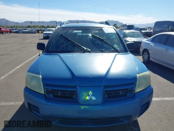 2005 Mitsubishi Endeavor LS with VIN 4A4MM21S45E005223, listed as a IAAI auction lot 40828218 with 148,661 mi miles. Bid and sale history available at carsss.com. Image 12.