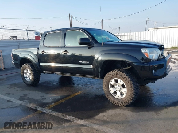 2013 Toyota Tacoma PreRunner z VIN 3TMJU4GN0DM143065, wystawiony jako IAAI lot #41231861 z przebiegiem 139 156 mil mil oraz . Historia ofert i sprzedaży dostępna na DreamBid. Obrazek 13.