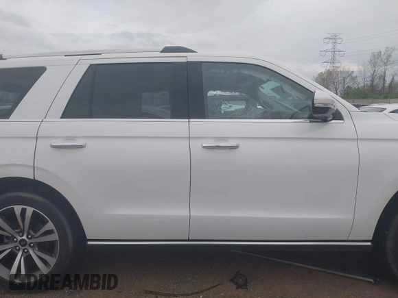 2020 Ford Expedition Limited с VIN 1FMJU2AT6LEA43192, выставлен на аукционе IAAI как лот 42075226 с пробегом Не указан миль и . История ставок и продаж доступна на DreamBid. Изображение 14.