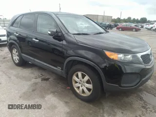 2012 Kia Sorento LX with VIN 5XYKTCA61CG272964, listed as a IAAI auction lot 42210384 with 181,948 mi miles and . Bid and sale history available at carsss.com. Image 1.