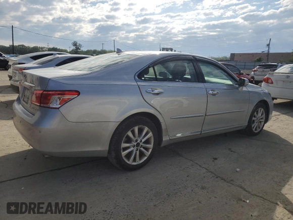 2010 Lexus ES 330 z VIN JTHBK1EG6A2383641, wystawiony jako Copart lot #56215275 z przebiegiem 183 889 mil mil oraz Szkoda całkowita • Salvage title. Historia ofert i sprzedaży dostępna na DreamBid. Obrazek 3.