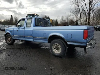 1997 Ford F-250 with VIN 1FTHX25G4VEB43348, listed as a Copart auction lot 45430655 with 180,279 mi miles and Salvage title. Bid and sale history available at DreamBid. Image 2.