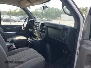 2015 Chevrolet Express Cargo with VIN 1GCWGFCF3F1160207, listed as a IAAI auction lot 42449151 with 171,155 mi miles and . Bid and sale history available at DreamBid. Image 5.