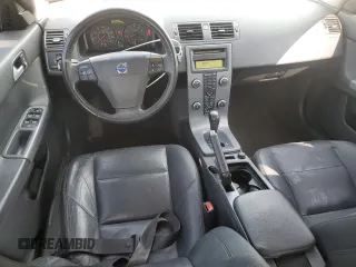2008 Volvo S40 2.4L z VIN YV1MS382282382674, wystawiony jako Copart lot #55022625 z przebiegiem 116 132 mil mil oraz Szkoda całkowita • Salvage title. Historia ofert i sprzedaży dostępna na DreamBid. Obrazek 8.