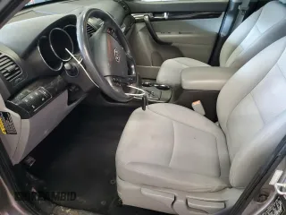 2011 Kia Sorento LX with VIN 5XYKTCA1XBG013781, listed as a Copart auction lot 52892295 with 124,726 mi miles and Salvage Title. Bid and sale history available at DreamBid. Image 7.