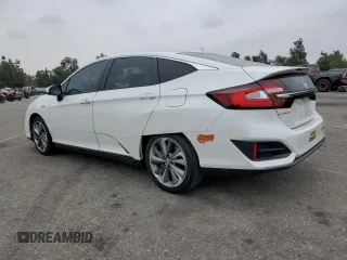 2019 Honda Clarity Plug-In Hybrid with VIN JHMZC5F17KC005787, listed as a Copart auction lot 76778374 with 27,055 mi miles and Salvage Title. Bid and sale history available at carsss.com. Image 2.
