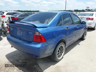 2005 Ford Focus S with VIN 1FAFP34N65W158687, listed as a IAAI auction lot 42706418 with Not provided miles and . Bid and sale history available at DreamBid. Image 4.