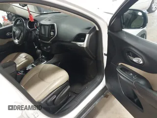 2017 Jeep Cherokee Limited with VIN 1C4PJMDS4HW505613, listed as a IAAI auction lot 41257420 with 91,967 mi miles and . Bid and sale history available at DreamBid. Image 5.