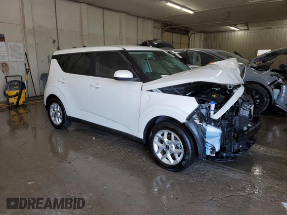2025 Kia Soul LX with VIN KNDJ23AU8S7926271, listed as a Copart auction lot 52948885 with 10,551 mi miles and Salvage Title. Bid and sale history available at carsss.com. Image 4.