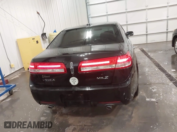 2012 Lincoln MKZ with VIN 3LNHL2GC1CR826247, listed as a IAAI auction lot 41727774 with 136,588 mi miles. Bid and sale history available at carsss.com. Image 16.