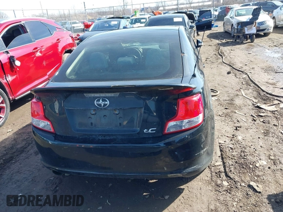 2012 Scion tC z VIN JTKJF5C79C3025063, wystawiony jako IAAI lot #41679076 z przebiegiem 153 272 mil mil oraz . Historia ofert i sprzedaży dostępna na DreamBid. Obrazek 16.