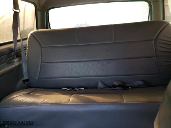 1996 Ford Bronco Custom with VIN 1FMEU15H4TLA04016, listed as a Copart auction lot 76287594 with 0 mi miles and Non Repairable. Bid and sale history available at carsss.com. Image 6.